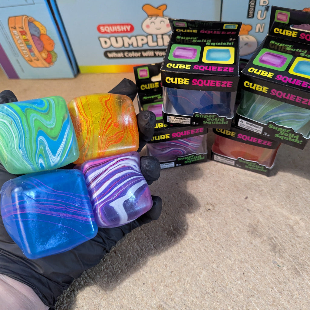 Set of Four Versus Swirl Squeeze Cubes (Super Slow-Rising Squish)